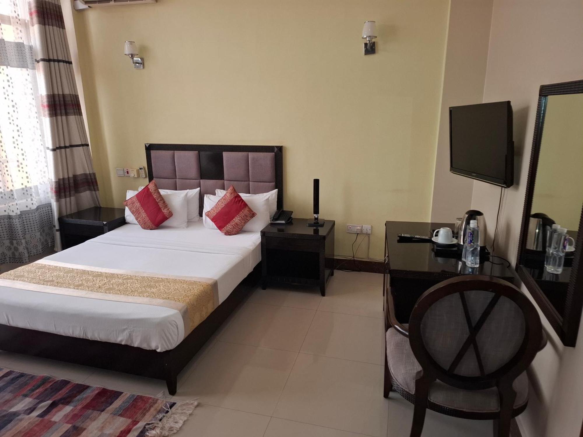 Flomi Hotel Morogoro Exteriér fotografie
